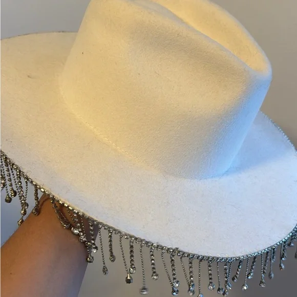 NWT 12th tribe white rhinestone fringe cowgirl hat - Picture 6 of 6